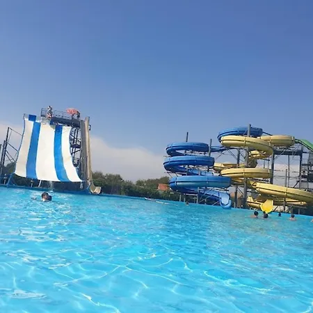 Halvany Vendeghaz